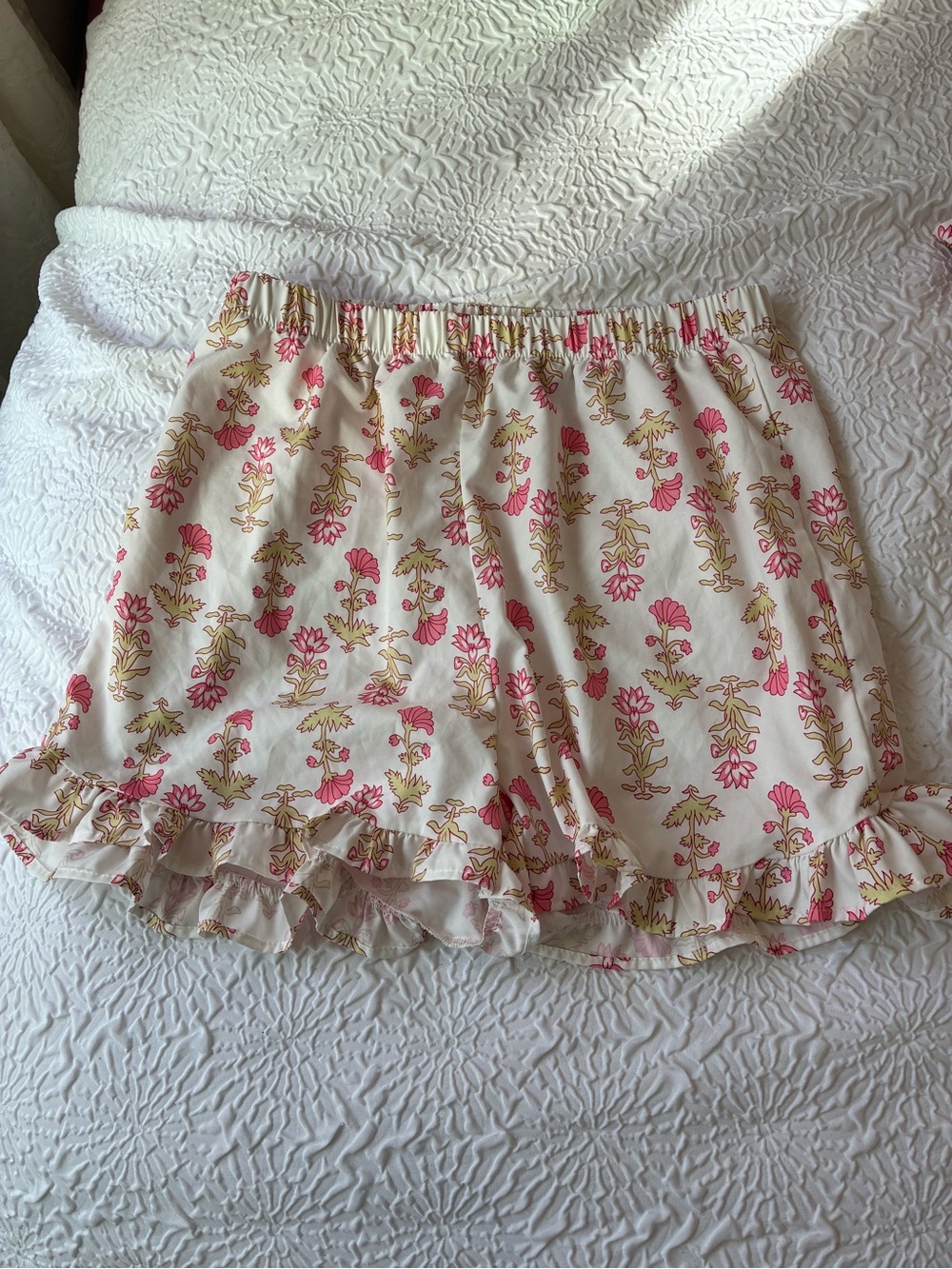 Large Floral Ruffle Pajama Set - Pink & Cream - Picture 3 of 5